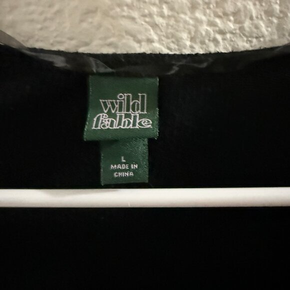 Wild Fable Women top black size L - Picture 3 of 3